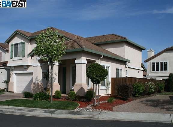 2nd image of 34334 Sandburg Dr