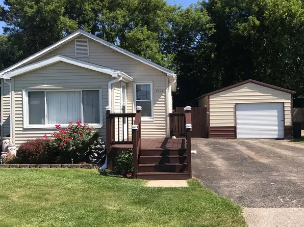 2371 E Parkwood Ave, Burton, MI 48529