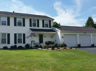 67 Heather Dale Chase, Henrietta, NY 14467