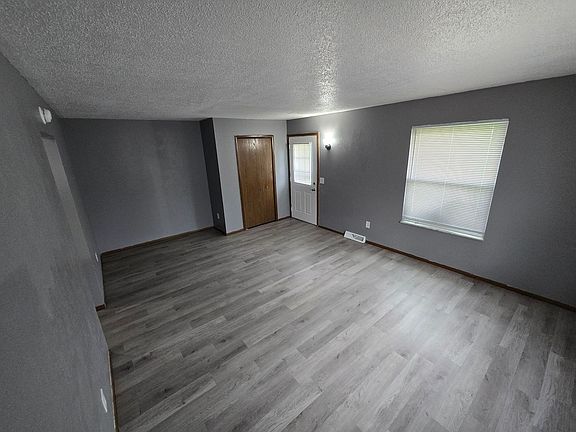 3rd image of 1228 S Creek Ln #1226