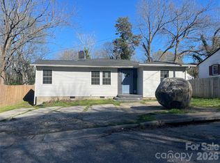 110 Sterling St, Chester, SC 29706
