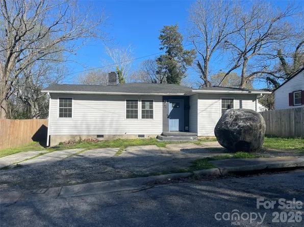 110 Sterling St, Chester, SC 29706