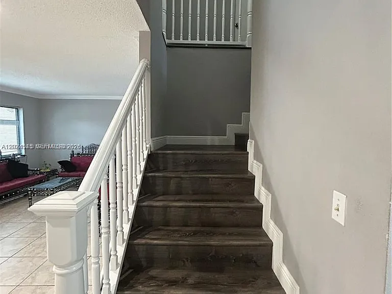 29 Madrid Ln #8-9 — Photo 14