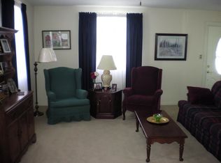 915 39th Street Ct, Moline, IL