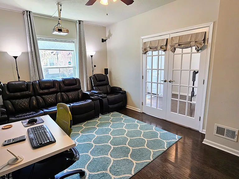 Flex - Media Room/ Guest Suite/ Office