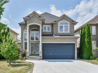 40 Davinci Blvd, Hamilton, ON L9B0C5