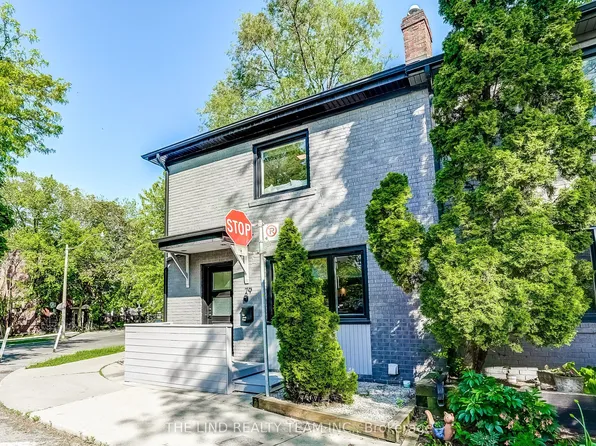 79 Maughan Cres, Toronto, ON M4L 3E6