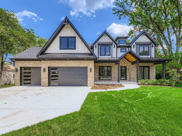 1627 N Evergreen Ave, Arlington Heights, IL 60004