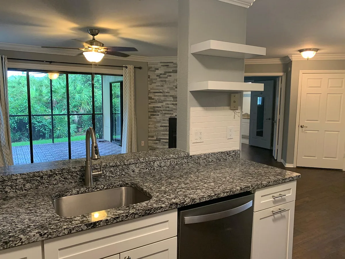 Building Photo - 10150 Belle Rive Blvd #2101