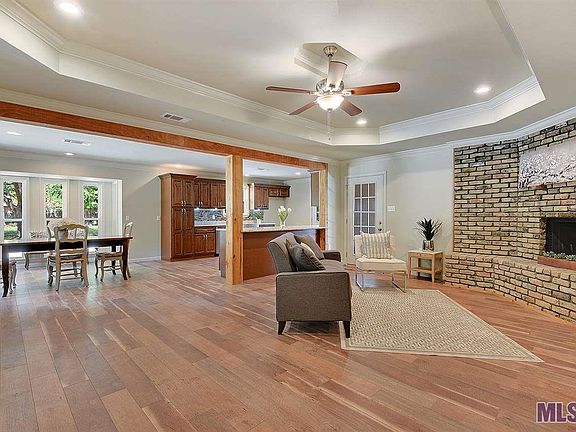 4th image of 7529 C Carpenter Ln