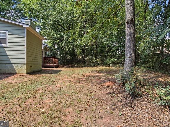 4th image of 1586 Elizabeth Ln