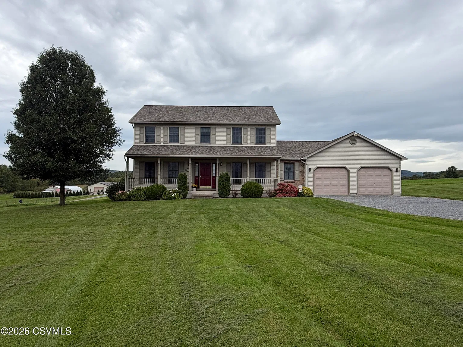 4 bed, 2100 sqft, $2,000 — Photo 1