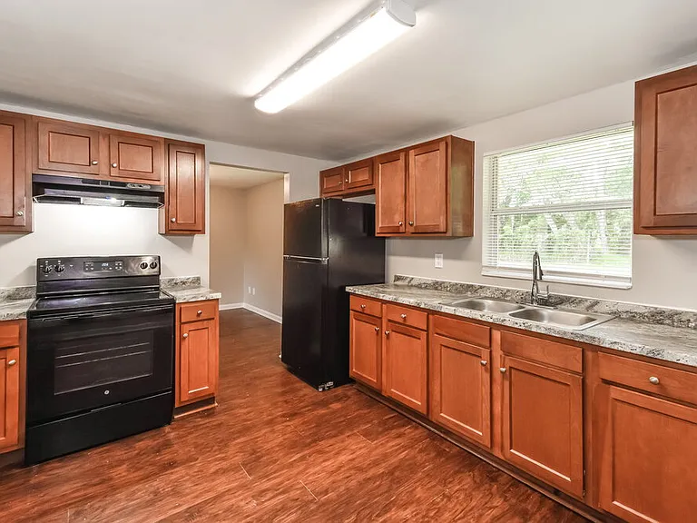 5816 Sonora Dr W — Photo 8