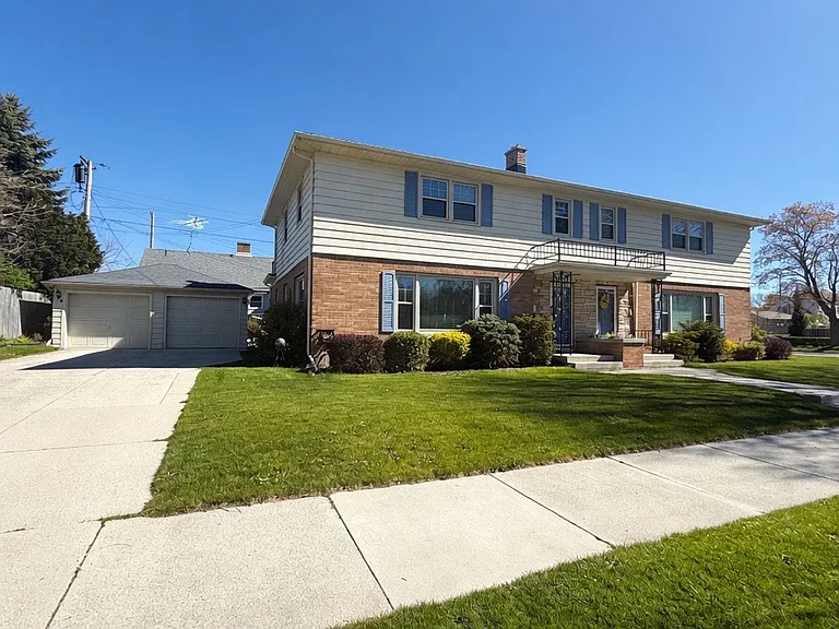 408 Vollrath Blvd — Photo 1