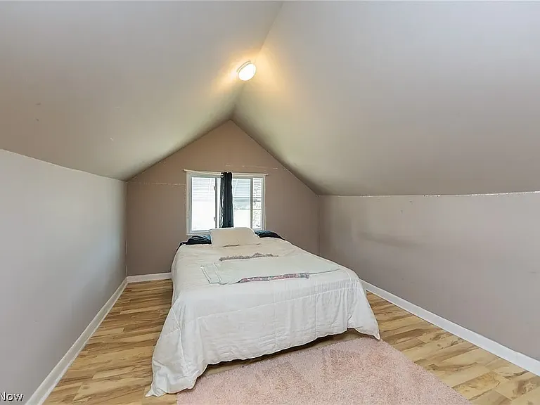 3801 Russell Ave — Photo 9
