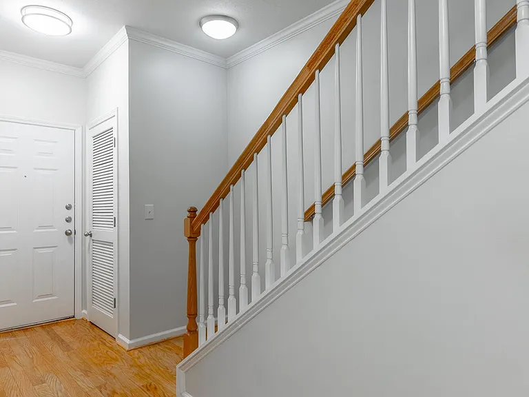2105 Regency Ct — Photo 16