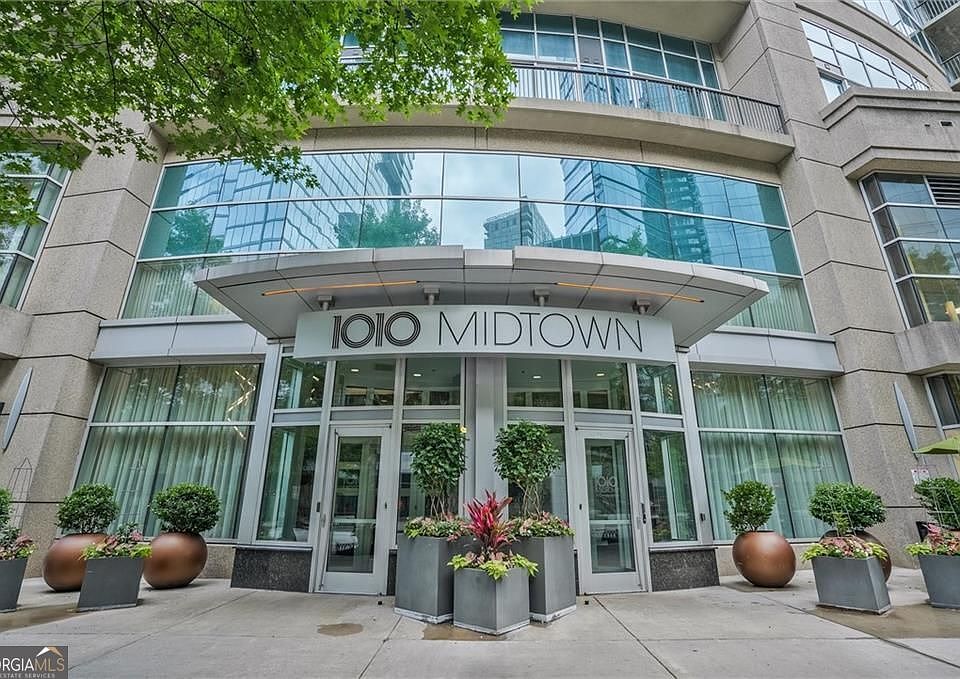 1st image of 1080 Peachtree St NE #703
