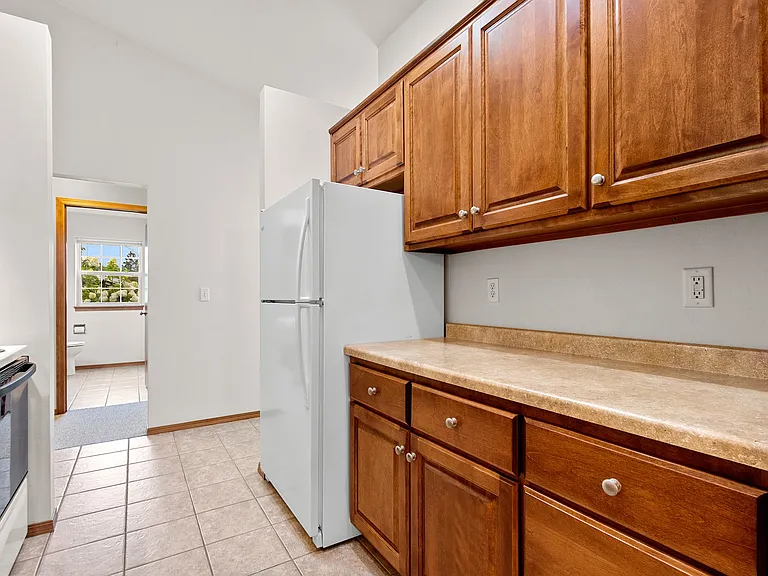 945 Harwood Ave — Photo 29