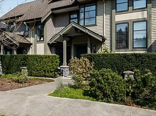 3150 Sunnyhurst Rd #7, North Vancouver, BC V7K2G3