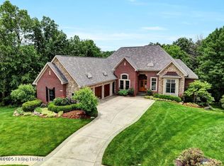 8701 Summit Ridge Dr, Louisville, KY 40241
