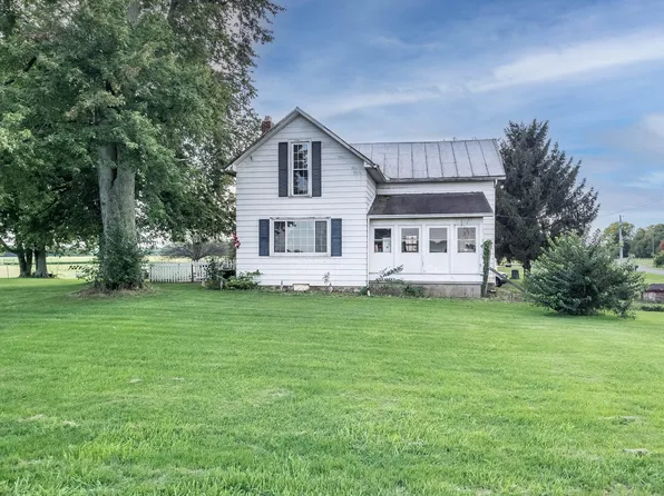 2746 Dialton Rd, Saint Paris, OH 43072