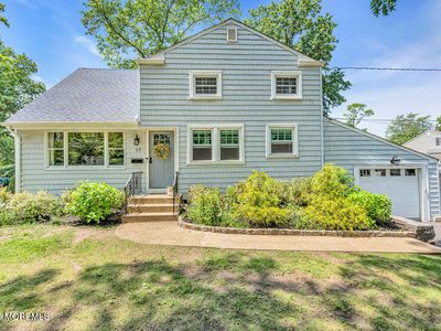 17 Maplewood Drive, Middletown, NJ, 07748