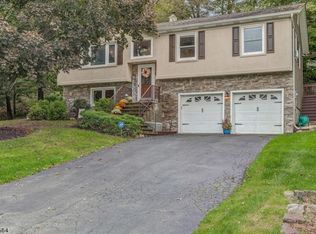 109 Valley View Trl, Sparta, NJ 07871