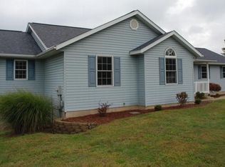1530 Dolly Ln, Zanesville, OH 43701