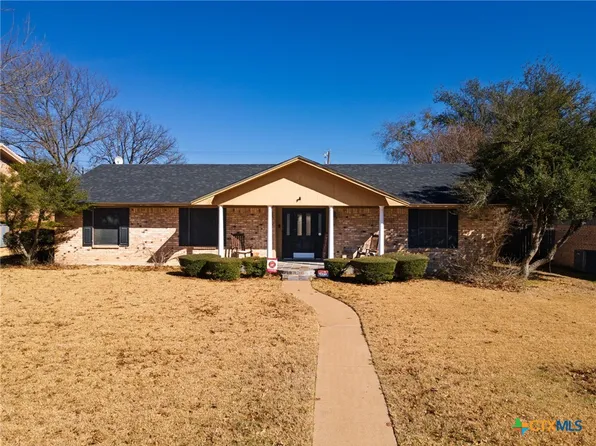 106 Sunny Ln, Gatesville, TX 76528