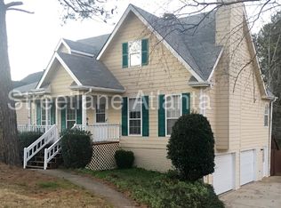 510 Horseshoe Cir, Stockbridge, GA 30281