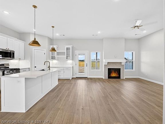 2nd image of 1100 Partridge Pl
