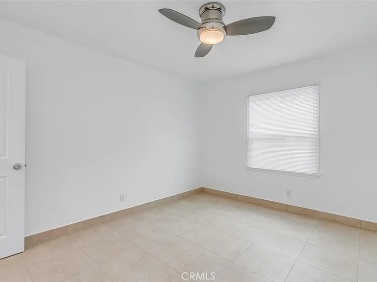 501 N Eastwood Ave — Photo 8