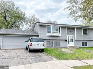 4945 N 4th Ct, Minneapolis, MN 55430