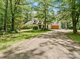 8402 Sleeper Ave, Fremont, MI 49412
