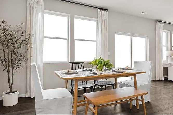 Large dinning room area for 8-10 people. With direct southern exposure, and forest & valley views.