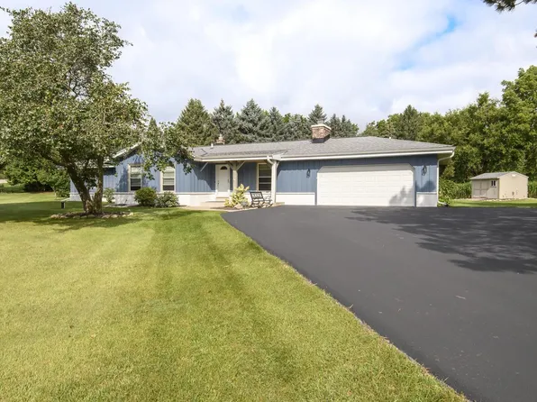 W315N631 Huckleberry WAY, Delafield, WI 53018