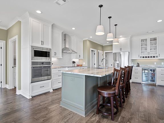 5th image of 34203 Lakeview West Dr