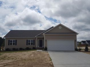 520 Tyner Ave, Pinebluff, NC 28373
