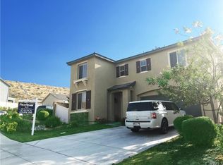 26903 Cherry Willow Dr, Santa Clarita, CA 91387