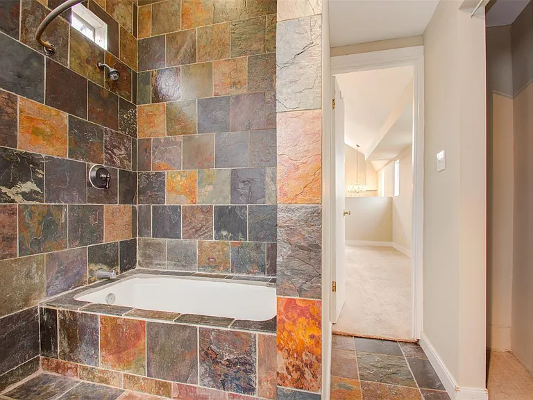 5419 Gulfton St #H — Photo 23