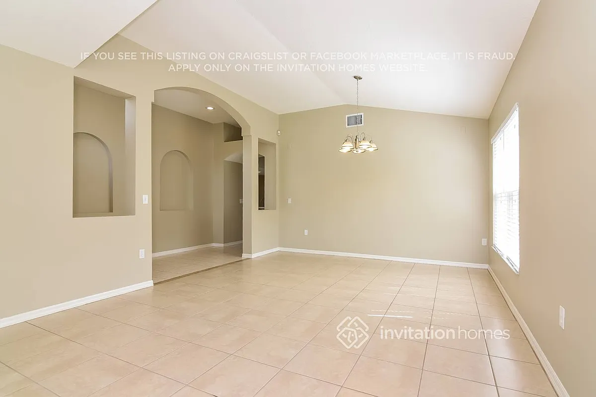 Photo 2 of 15 - 29717 Morwen Pl - Wesley Chapel, FL Building Photo - 29717 Morwen Pl