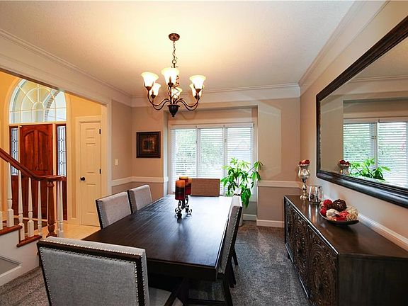 3rd image of 4304 NE Walnut Rdg