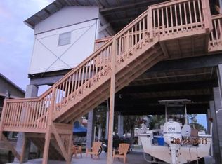 138 8th Ave E, Horseshoe Beach, FL 32648