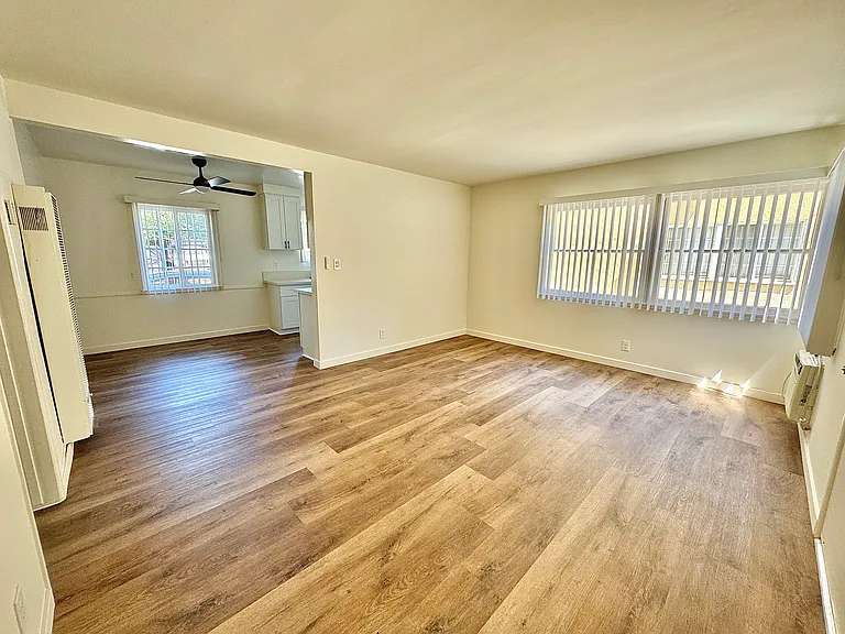 6743 Haskell Ave #3 — Photo 1