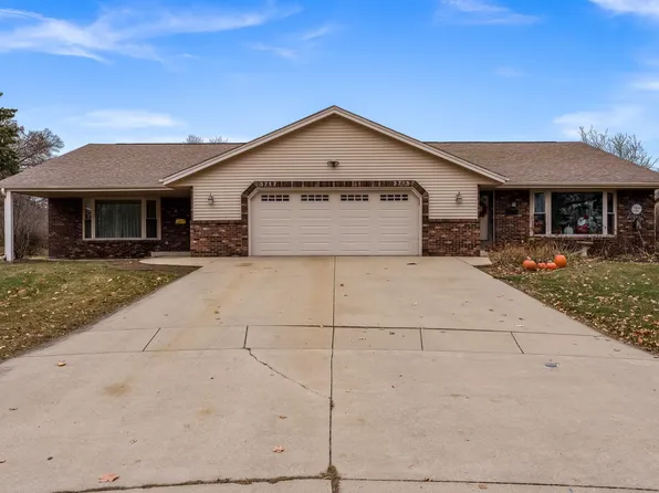 3715-3717 Packard Ct, Rockford, IL 61101