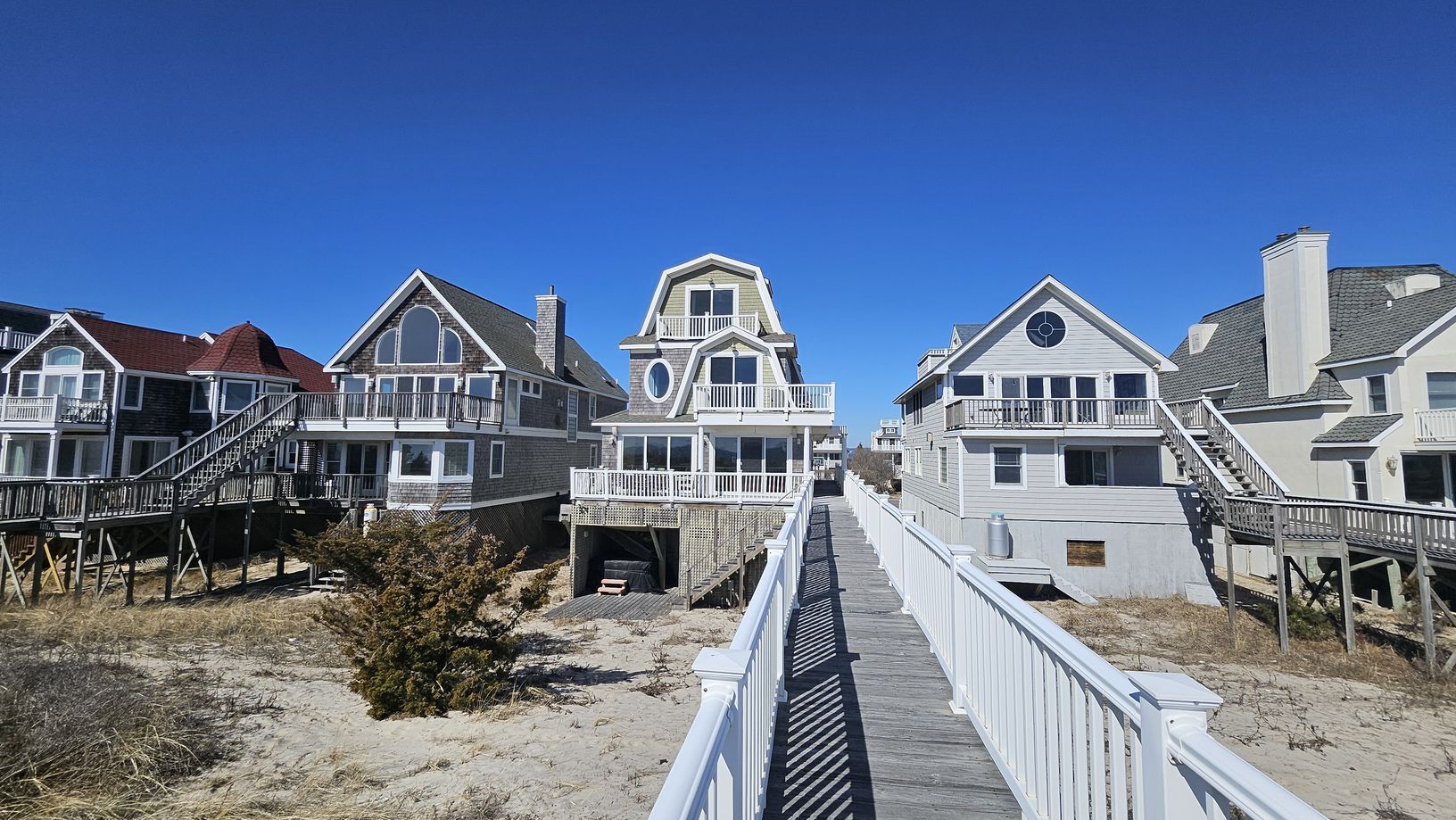  Rear view of house