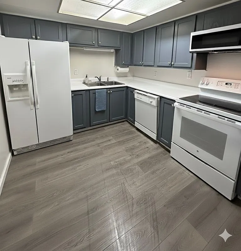 2 bed, 2.0 bath, 1033 sqft, $1,950 — Photo 3
