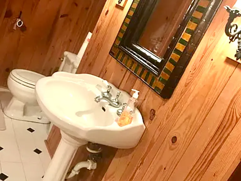 7006 Dunham Massie Ln — Photo 2