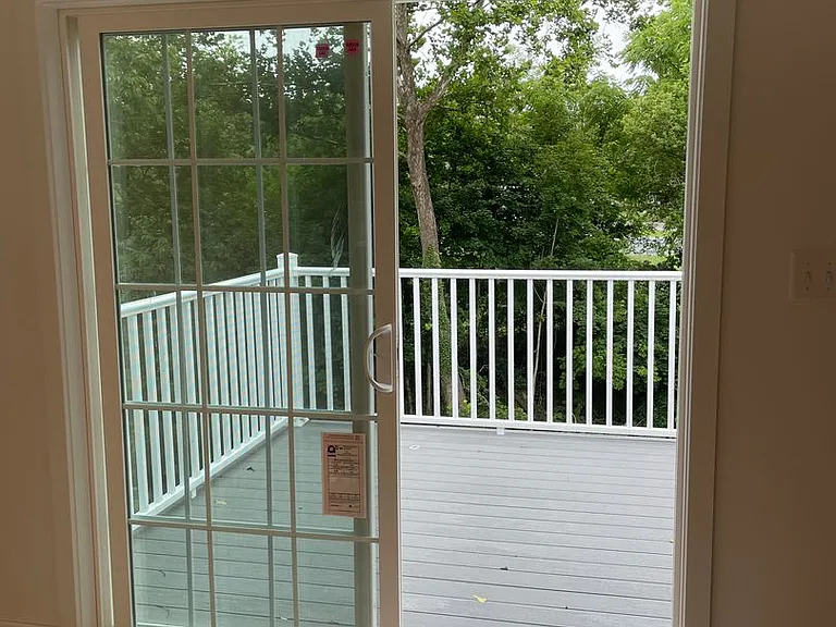 40 Longfellow Dr — Photo 9