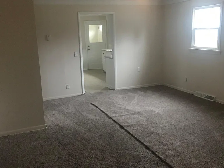 5338 Clover Ln — Photo 5